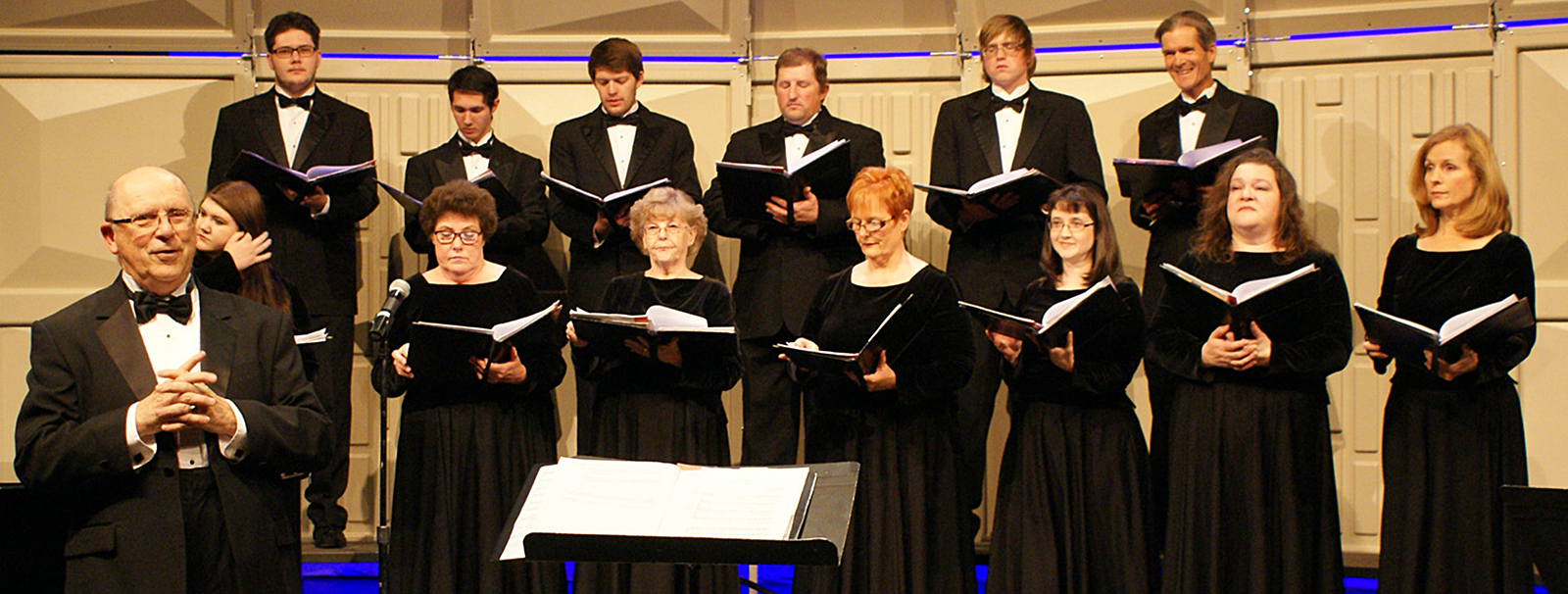 singers performing