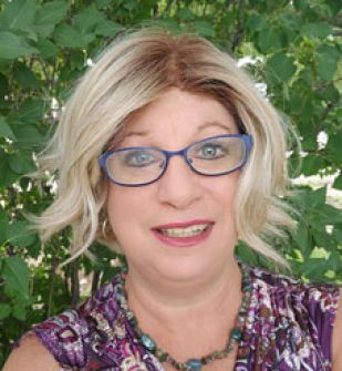 Laura HeadShot Laura HeadShot