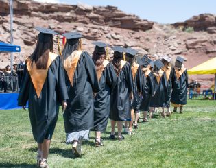 Grads 2025